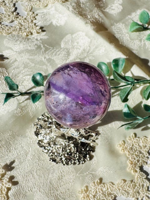 アイリスアメジストのスフィア】🌈💜希望の虹を宿した幸運の守護石