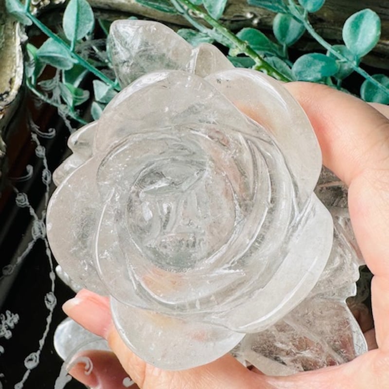 薔薇の水晶玉とお皿 薔薇の水晶玉とお皿