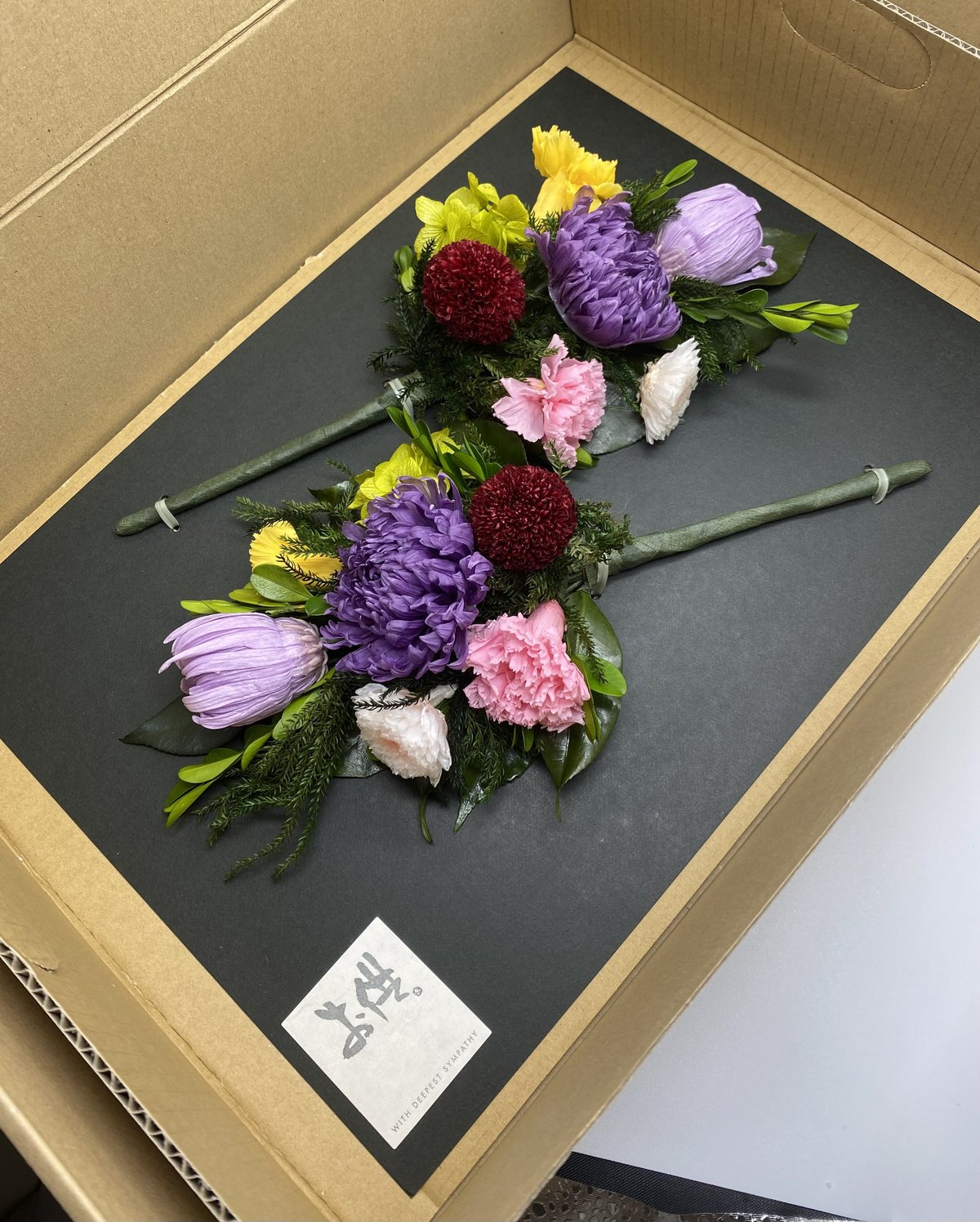仏花　プリザーブドフラワー　ラベンダーとパープル　一対　花器なし 仏花 プリザーブドフラワー ラベンダーと新色ピンク 花器なしの