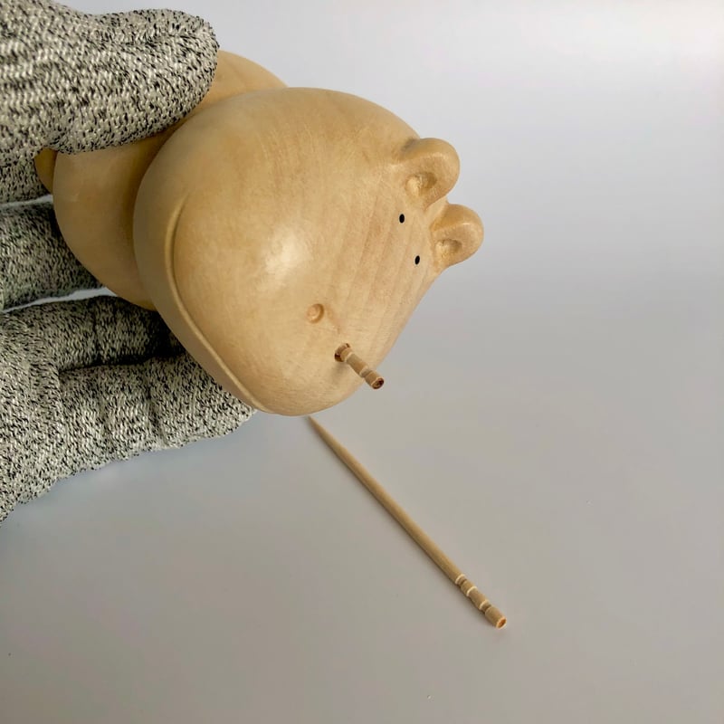 鼻からようじが出る木彫りのカバ | kg-craft STORE