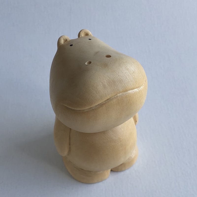 鼻からようじが出る木彫りのカバ | kg-craft STORE 鼻からようじが出る木彫りのカバ | kg-craft STORE