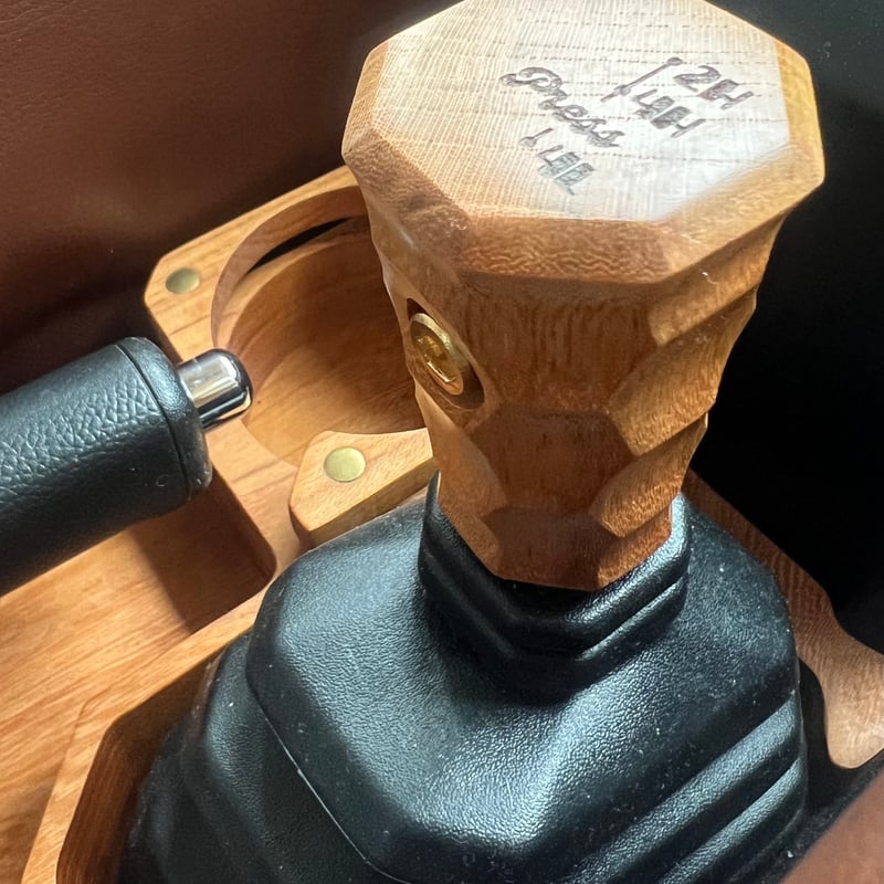 ウッドシフトノブ　欅 欅】 jb64/jb74/jc74 ジムニー用トランスファーノブ | tkm.company