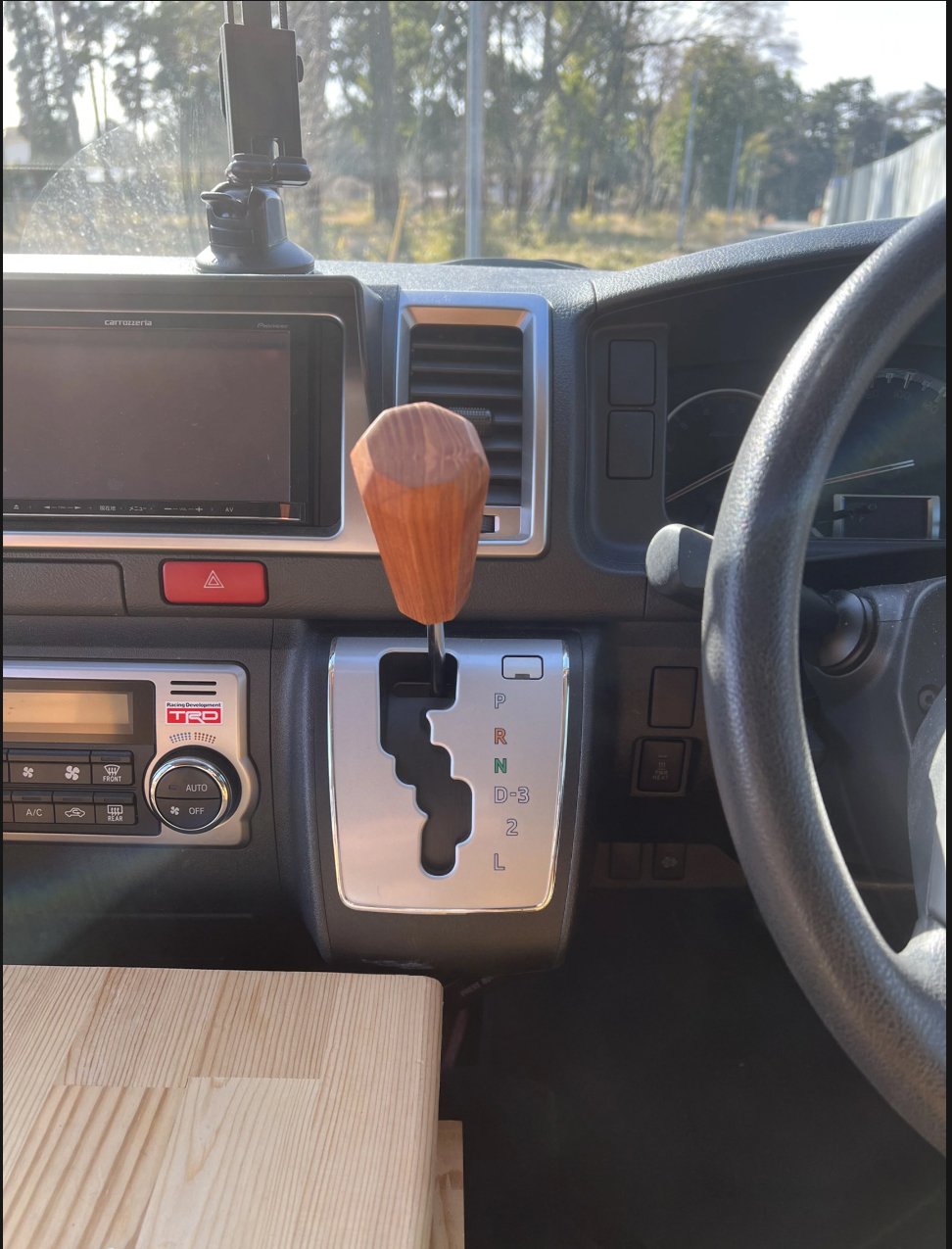 ウッドシフトノブ　欅 fit=scale-down,w=1200