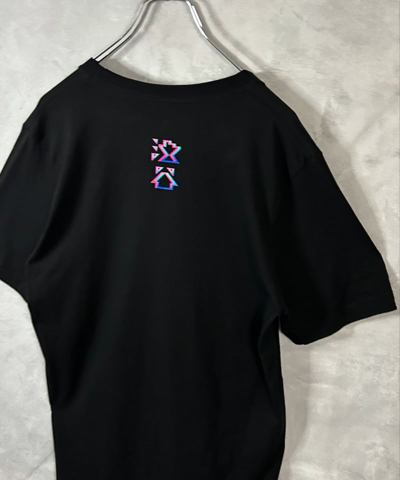 【新品・希少】渋谷Apple Store 限定ノベルティ Tシャツ&ピンバッジ Apple