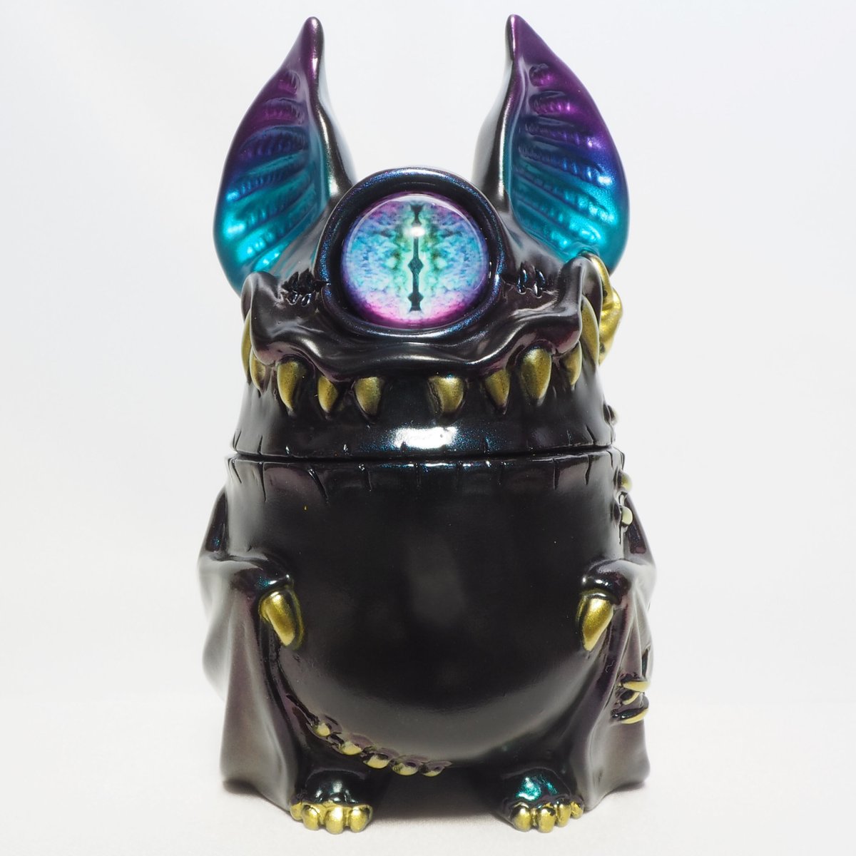 SOFUBI/EyebatBeast【028】リザードアイ | KAGEMARU DESIGN SOFUBI/EyebatBeast【028】リザードアイ | KAGEMARU DESIGN