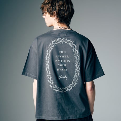 glamb グラム 半袖Tシャツ メンズ Prayer Charm T-Shirt プレイヤーチャームTシャツ 夏 チャコール ブラック GB0226/CS02