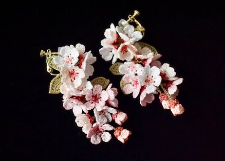 桜の耳飾り