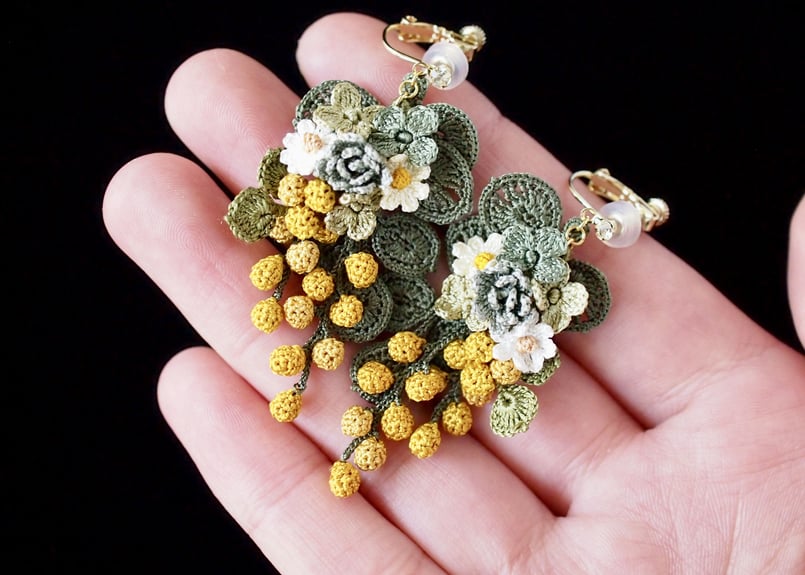 ミモザの耳飾り | アンデルヨン