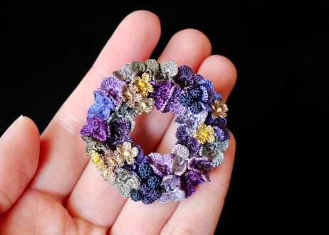 紫陽花のリースブローチ