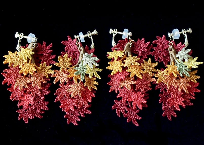 紅葉のドラマチックな耳飾り 紅葉 耳飾り( イヤリング )【合同会社かもめ】《対馬市》ジュエリー