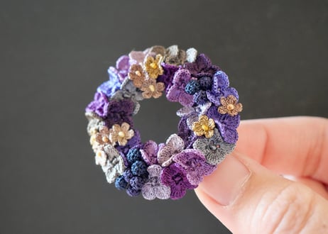 紫陽花のリースブローチ