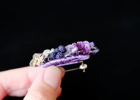 紫陽花のリースブローチ