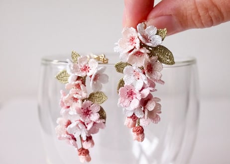 桜の耳飾り