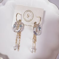 Crystal Bloom Chain