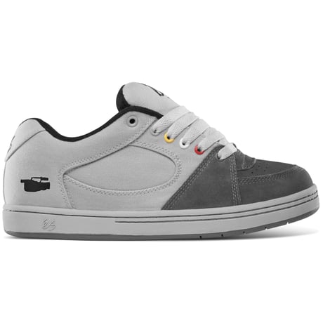 es "ACCEL OG" (DarkGrey/LightGrey)