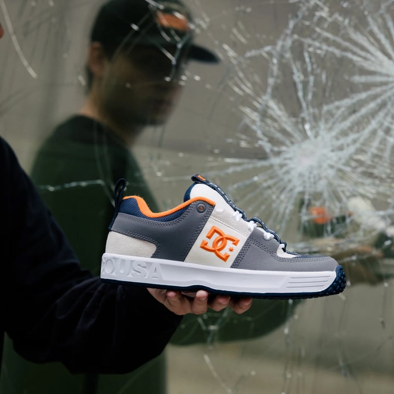 DC SHOES 