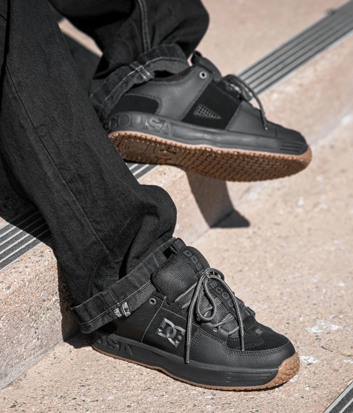 DC SHOES 