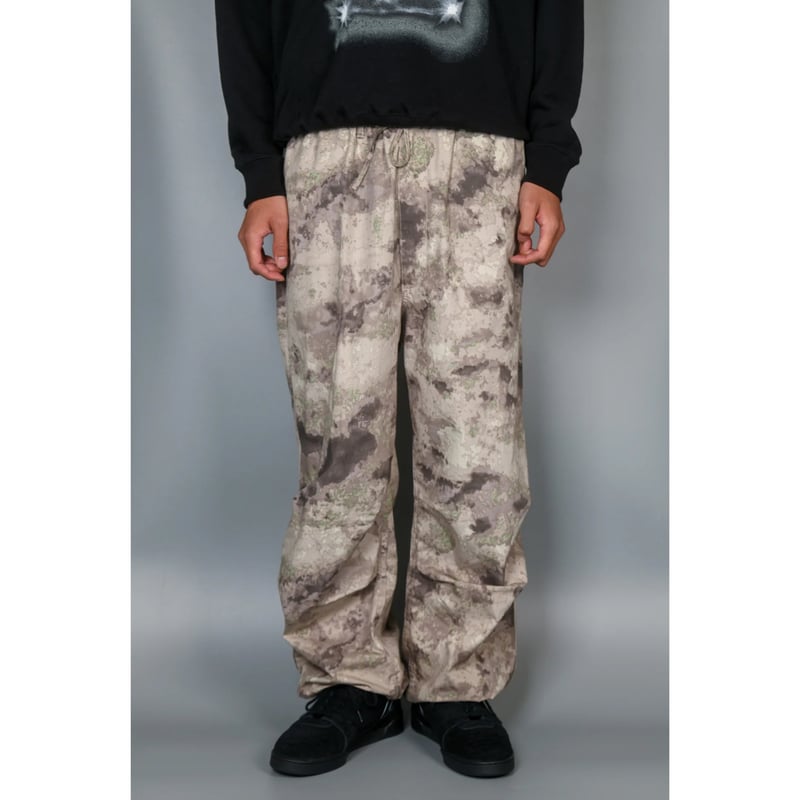パンツ diaspora Mil Wide Pants (Camo) パンツ diaspora Mil Wide Pants (Camo) Mil Wide Pants (Camo