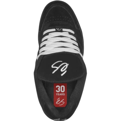 es "ACCEL" (Black)