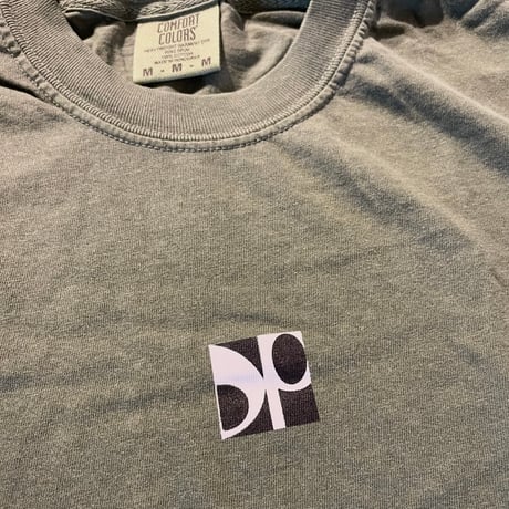 doggy piss "DP square logo Tee" (Hemp) M