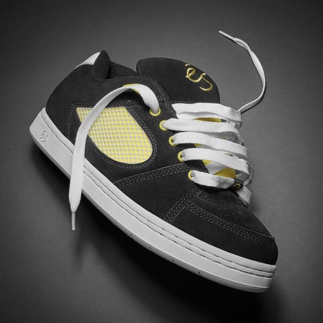 es "ACCEL OG" CHOMP ON KICKS