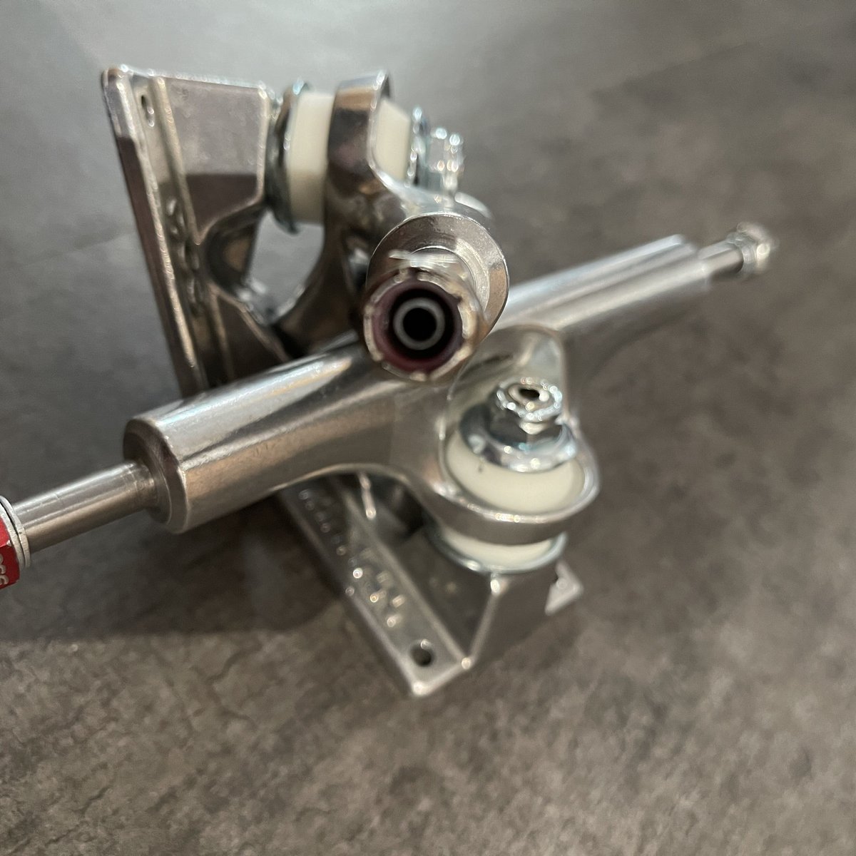 【新品トラック】ACE AF1 HOLLOW 33 エース ホロー 楽天市場】エース AF1 LOW │22│33│44│55│60│ Kingpin Hollow