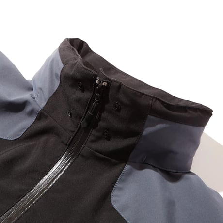 DIASPORA "PRAGMATECH Mountain Jacket (Black) XL