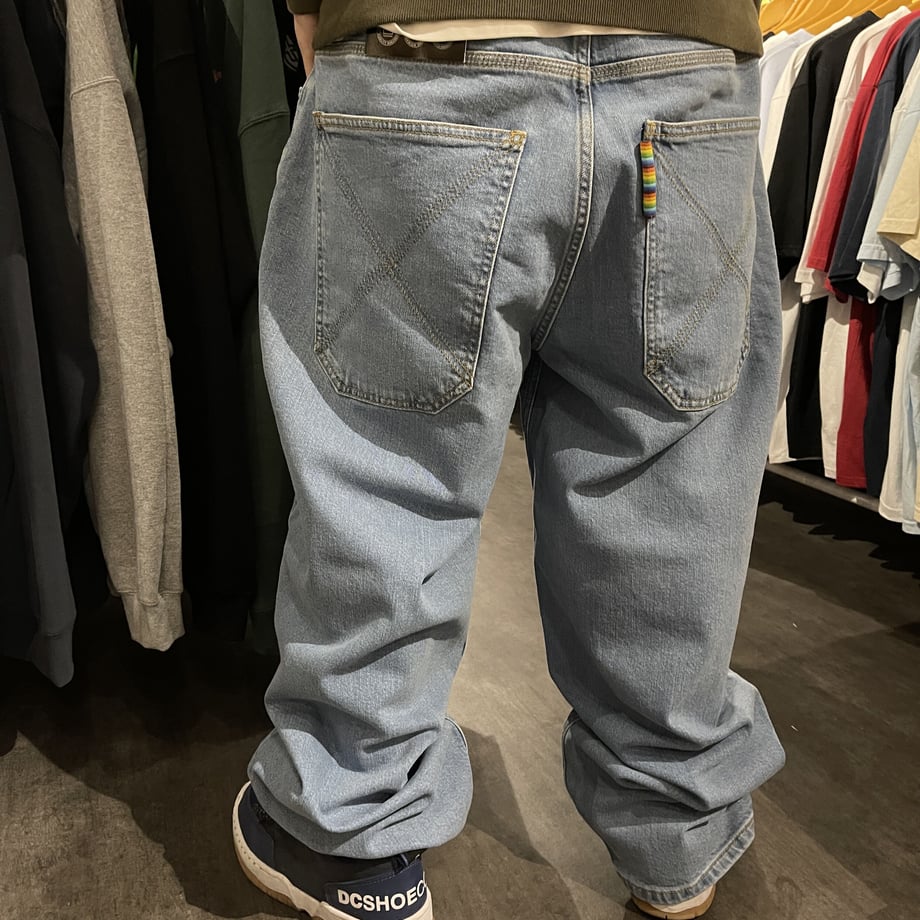 6450ba755f5ac5004a55b5b3
