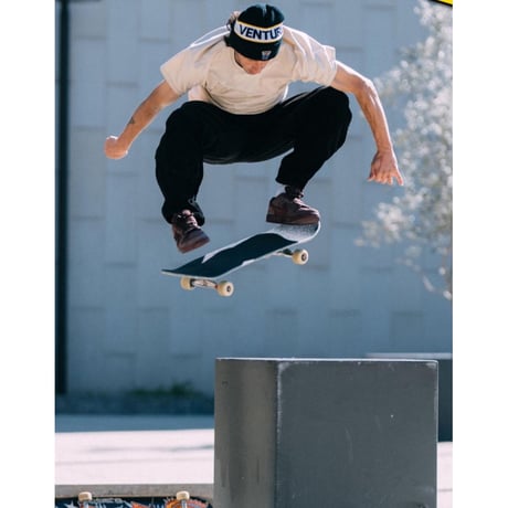 VENTURE "Emblem Cuff Beanie" (Black)
