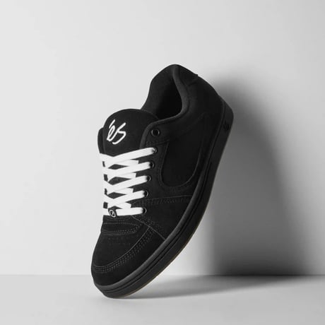 es "ACCEL" (Black)