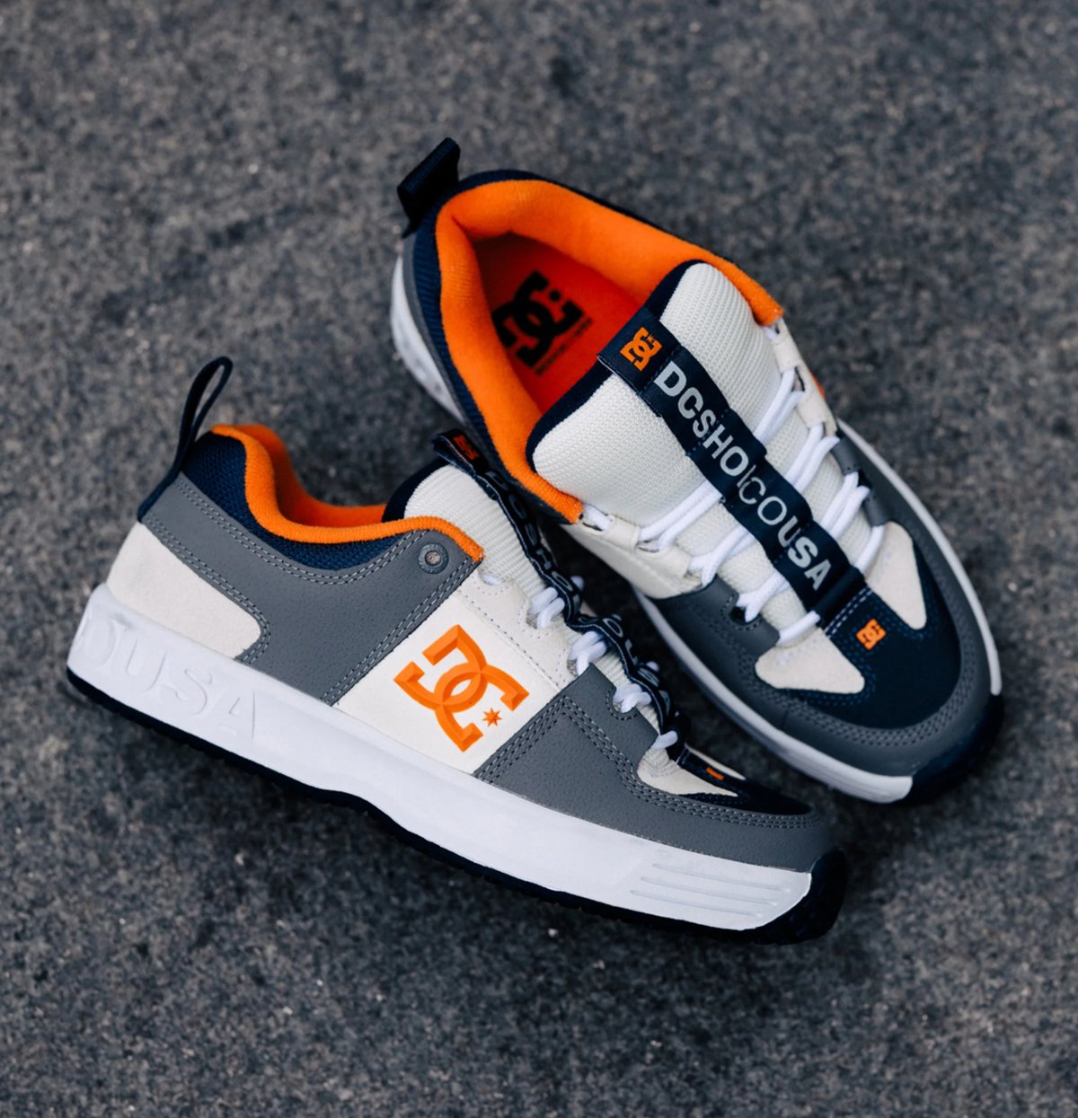 DC SHOES 