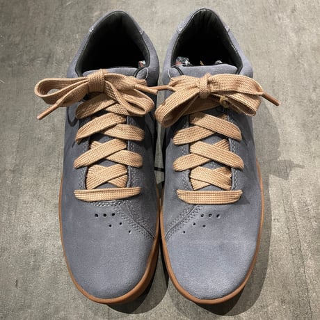 AREth "I lace" (Gray/Gum)