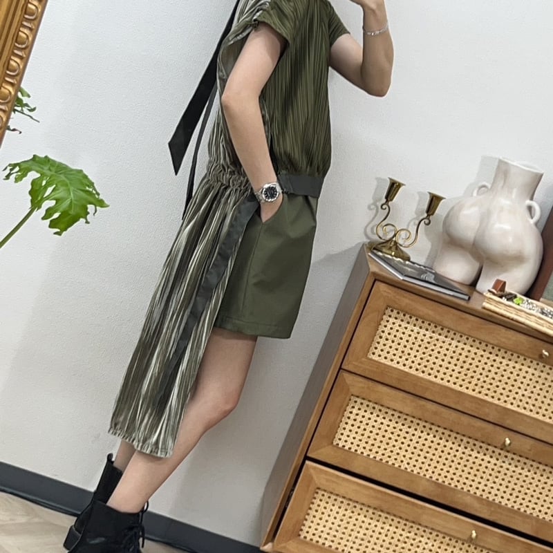 プリーツプリーツのトップス PLEATS PLEASE ISSEY MIYAKE（カットソー(半袖/袖なし)）の