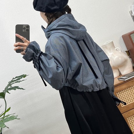 クロップド変形ブルゾン