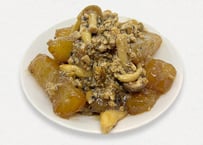 冬瓜と鶏ミンチの生姜煮込み　〈ごはんにかけるだけ〉