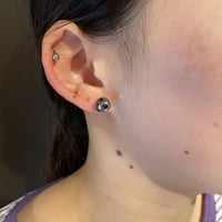 テラヘルツ　ピアス（ガーネット）
