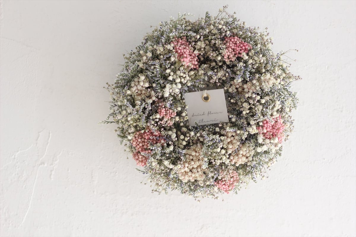 かすみ草とスターチスのフライングリース♡ かすみ草とスターチスの