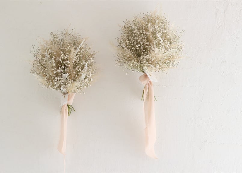 かすみ草とパンパスグラスのブーケ | F L E U R I