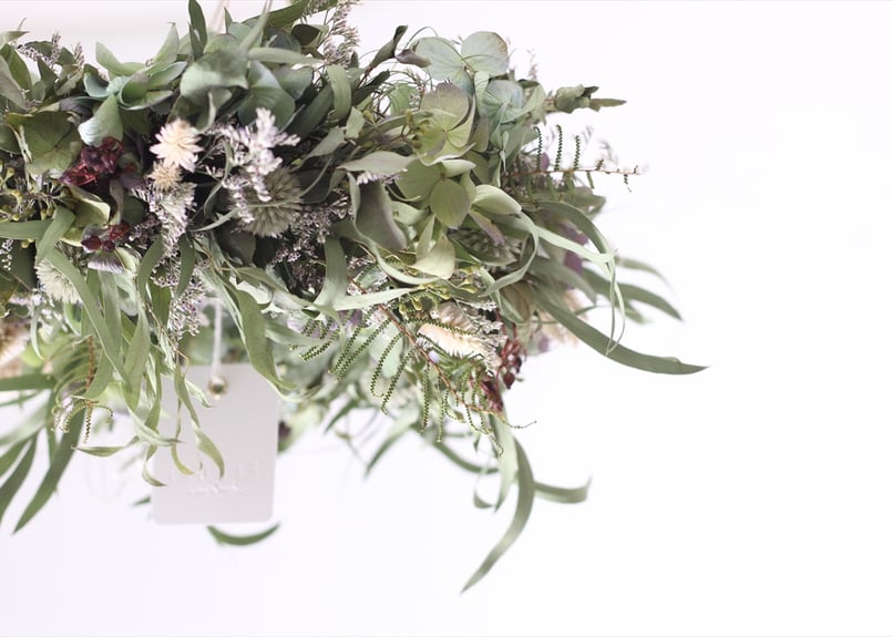 ユーカリと紫陽花のフライングリース | F L E U R I ユーカリと紫陽花のフライングリース | F L E U R I
