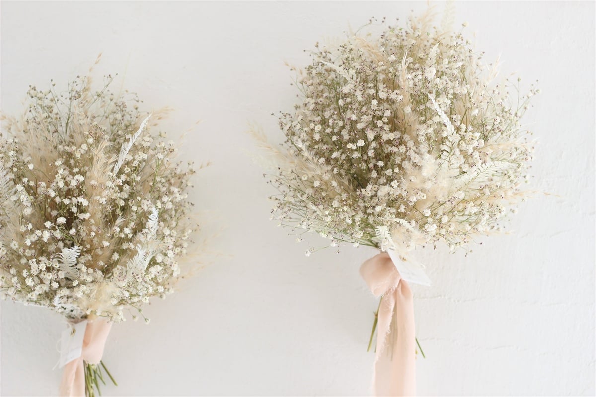 かすみ草とパンパスグラスのブーケ | F L E U R I