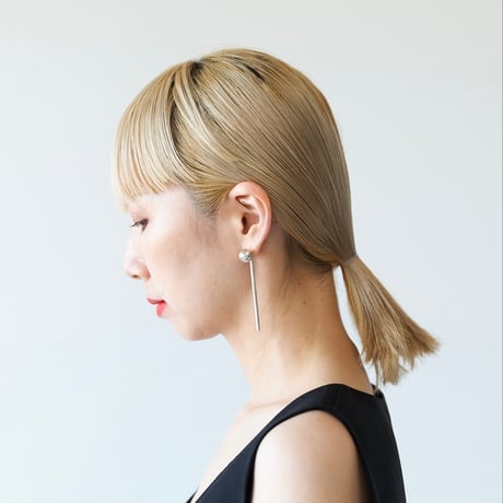 pierce : dot ＋ pole ( silver )