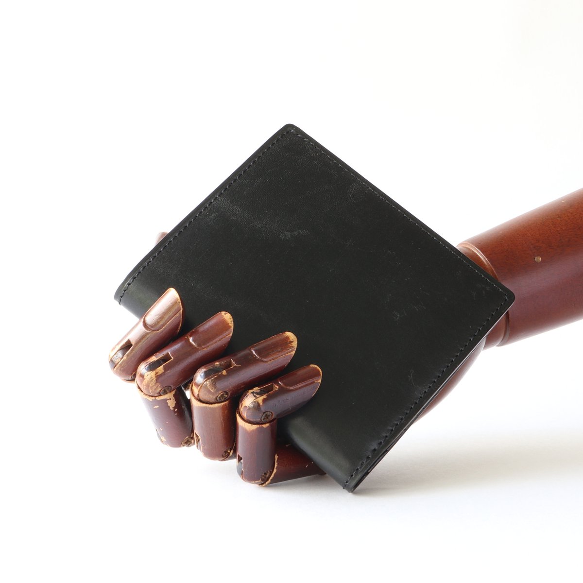 長く使える　極厚4㎜の入手困難な英国ベイカー社製　ブライドルレザー　長財布 長く使える 極厚4㎜の入手困難な英国ベイカー社製 ブライドルレザー 長