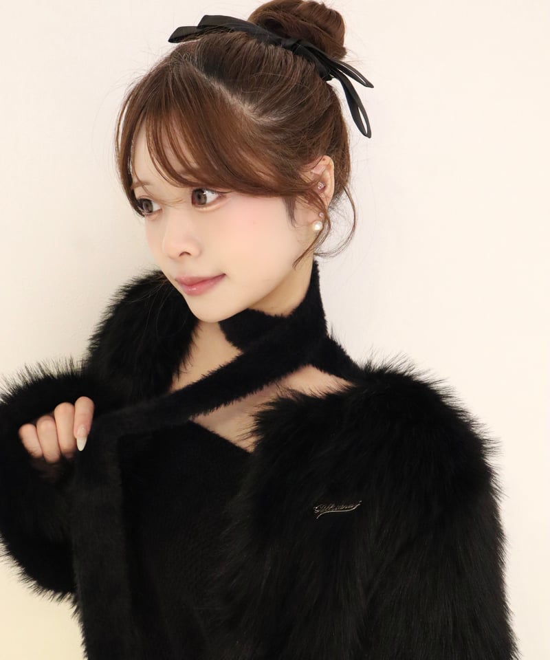 charm logo fur coat -Black- | pellsiana