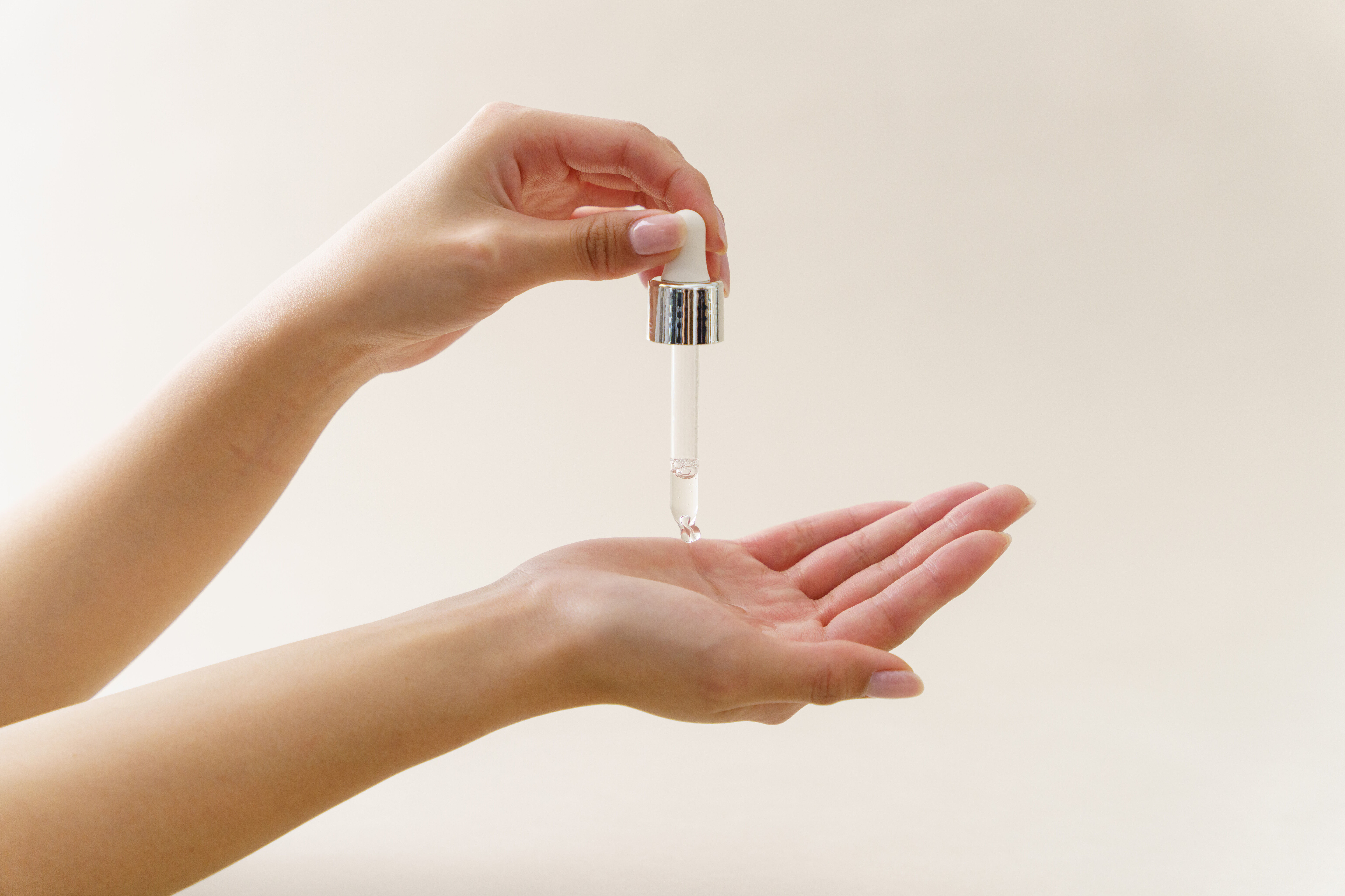 essential serum｜エッセンシャルセラム | mieux cosme