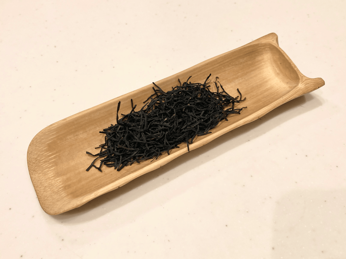 ラプサンスーチョン 正山小種 特級 250g 桐木村産 武夷山 高級紅茶 紅茶】特選 正山小種（ラプサンスーチョン） | kimama.tea