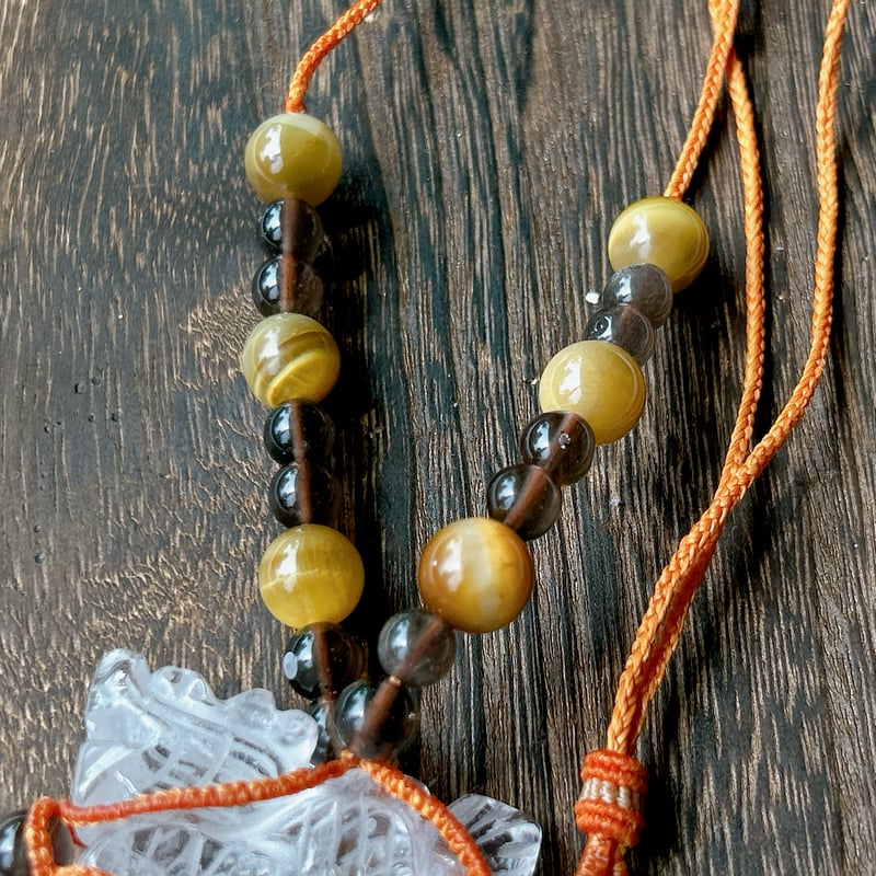 きりん☆マクラメネックレス 今年の干支！水晶の龍が守るマクラメネックレス | 霽月洞-seigetsudou