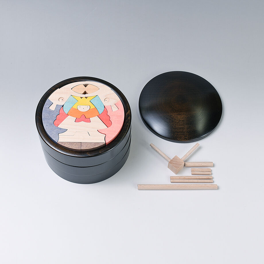 円武者三段飾り（小黒三郎） 里山円武者三段飾り デザイン小黒三郎