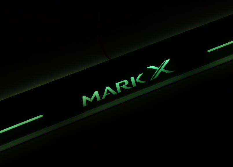 GRX130系 マークX 用 MARK X 光るスカッフプレート | custom shop