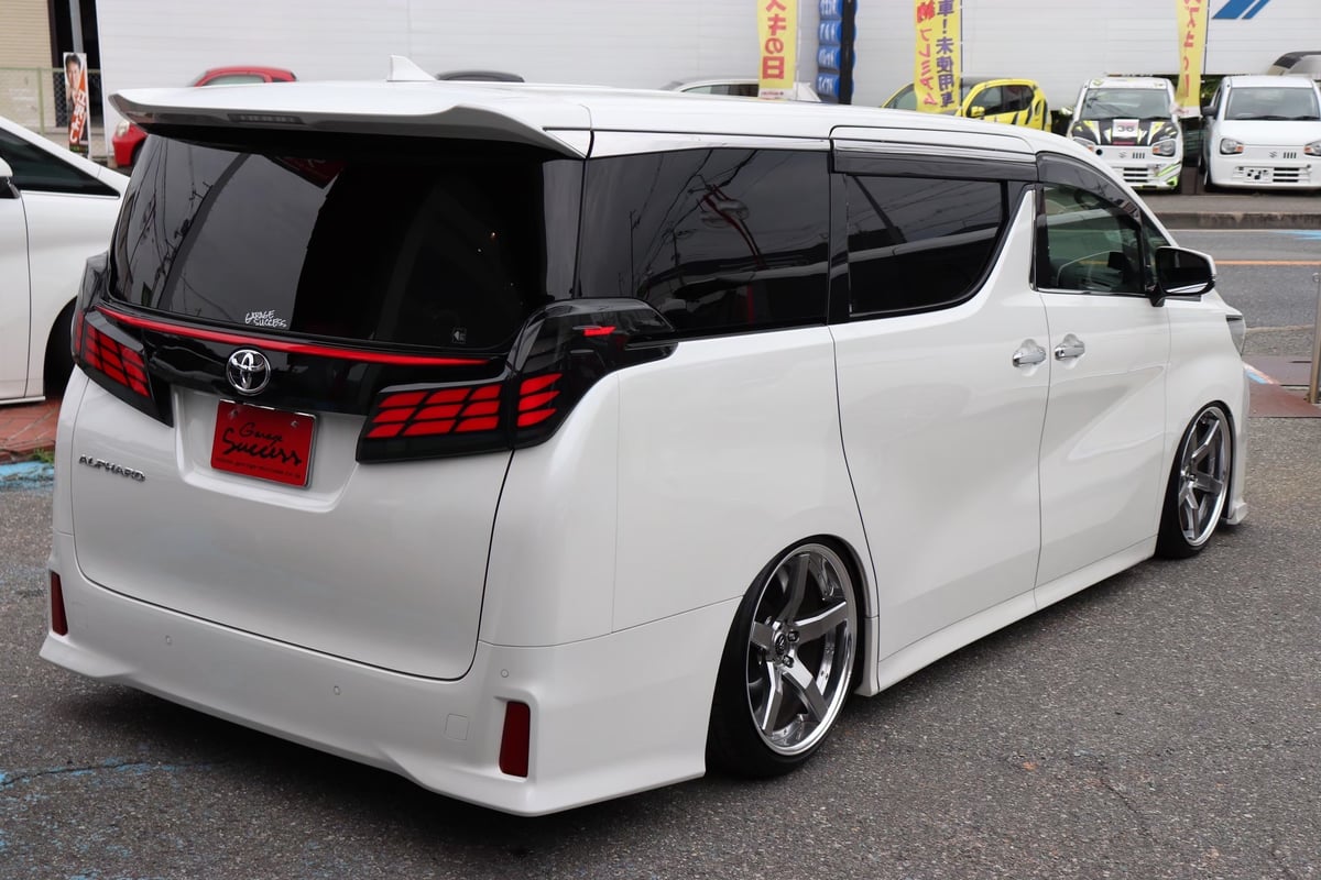 TOYOTA AGH30 アルファード ヴェルファイア フェザーテールランプ リア