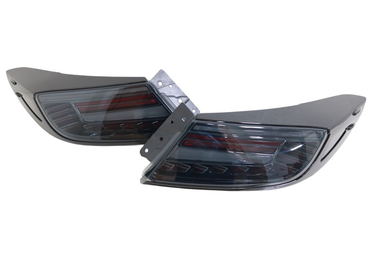【美品】86/BRZスモークテール　シーケンシャル clearworld_ctt-47